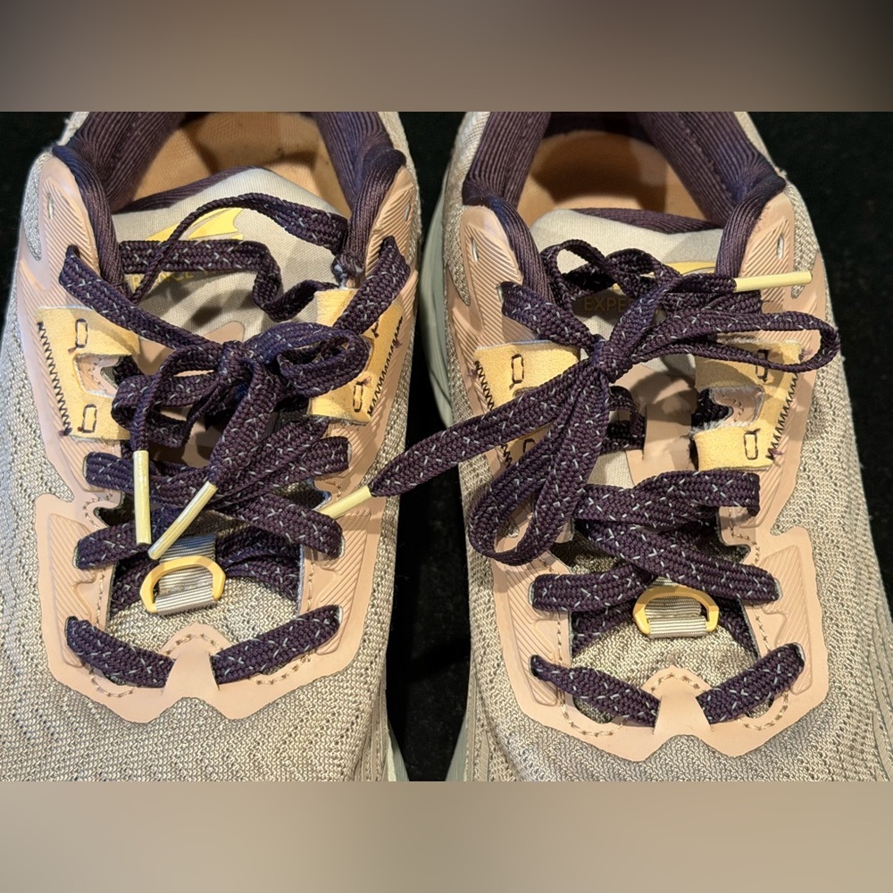 Women’s Altra Experience Wild, Size 10 - Picture 11 of 16